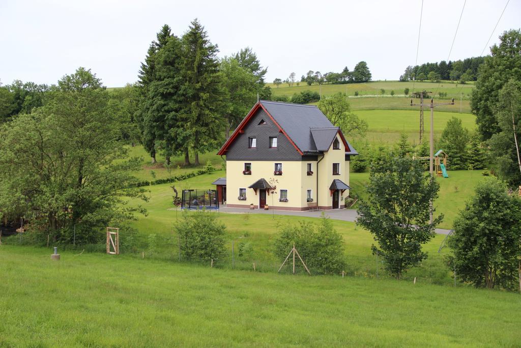 Ferienwohnung Am Erlermuhlenbach Voigtsdorf エクステリア 写真